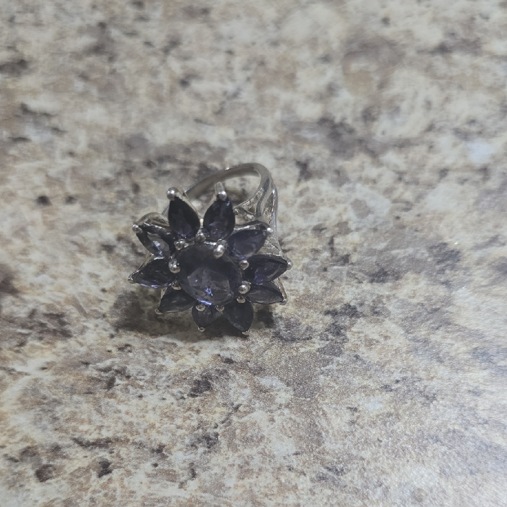 Stunning Silver and Blue Gemstone Ring‎ - Picture 4 of 13